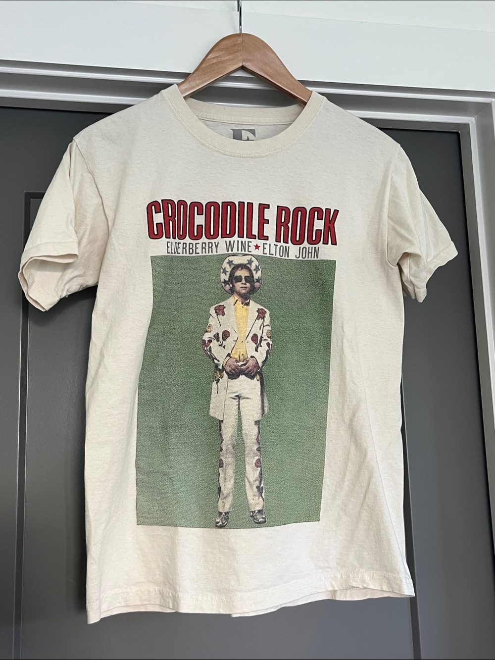 Crocodile Rock Graphic Tee - Cream